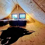 Dovolenkovy Dom Jazierko Casa de Férias *
