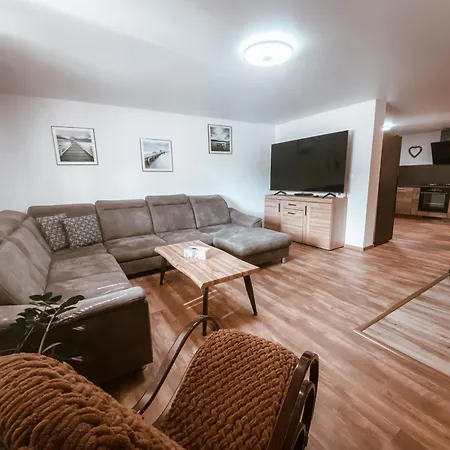 Dovolenkovy Dom Jazierko Prievaly