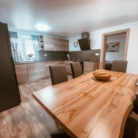 Dovolenkovy Dom Jazierko Tatil Evi