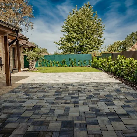 Dovolenkovy Dom Jazierko * Prievaly